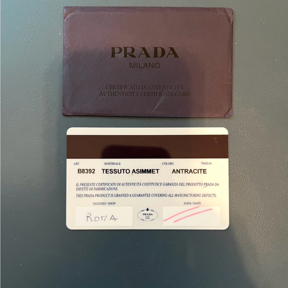 PRADA Green Tesuto Shoulder Bag BEAUTIFUL Authentic - Picture 9 of 12